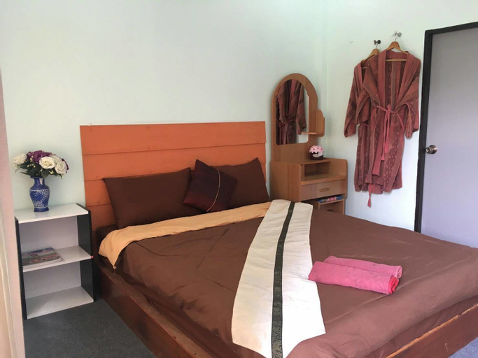 Bedroom 12