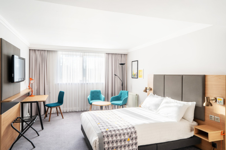 Bedroom 5, Holiday Inn HEMEL HEMPSTEAD M1, JCT. 8 by IHG, Hertfordshire
