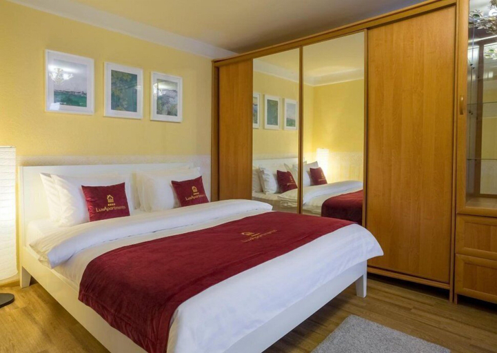Bedroom 5, Lux-Apartments Malaya Pirogovskaya 23, Western