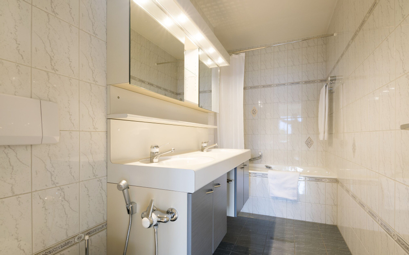 Bedroom 2, Alpine Stunning Apartment in Montreux, Pays-d'Enhaut