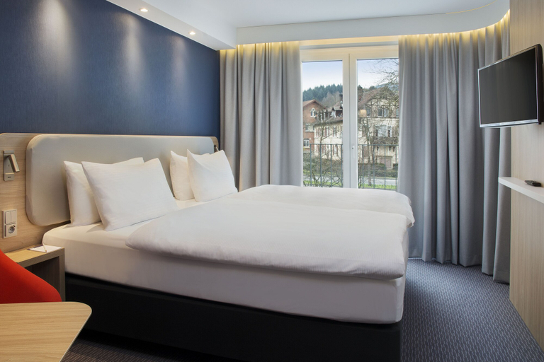 Bedroom 4, Holiday Inn Express BADEN - BADEN by IHG, Baden-Baden