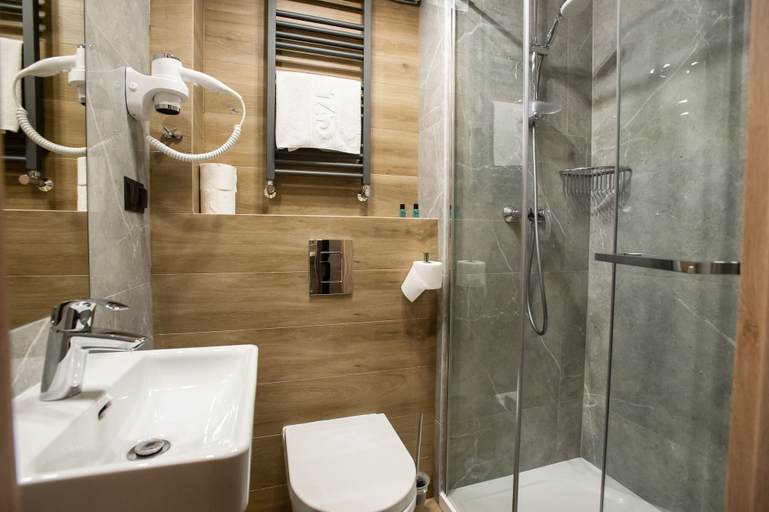 Bathroom, Hotel Halo Szczyrk, Bielsko