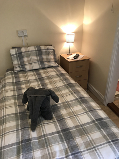Bedroom 3, Black Bull Inn, North Lincolnshire