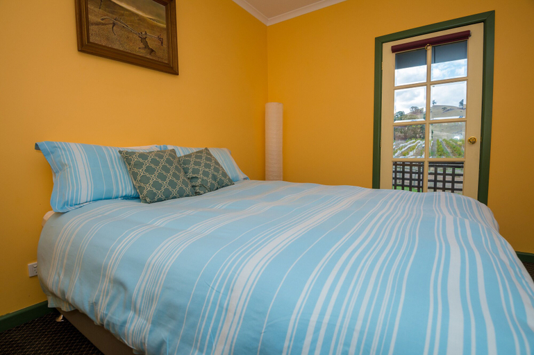 Bedroom, Blue House at Mountainside Wines, Ararat