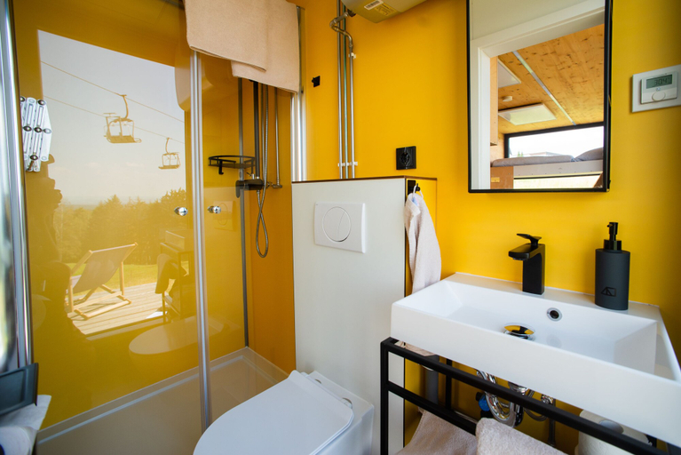 Bathroom 3, Bergheim Container Lodges, Vogtlandkreis