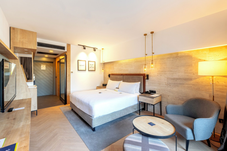 Bedroom 3, DoubleTree by Hilton Antalya-Kemer All-Inclusive Resort, Kemer