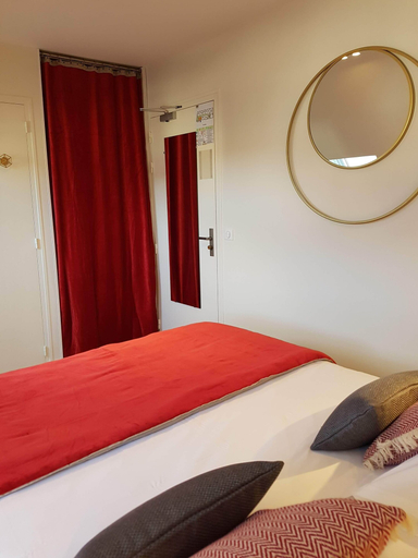 Bedroom 3, Les Chants d'Ailes - Hôtel Face Mer, Loire-Atlantique