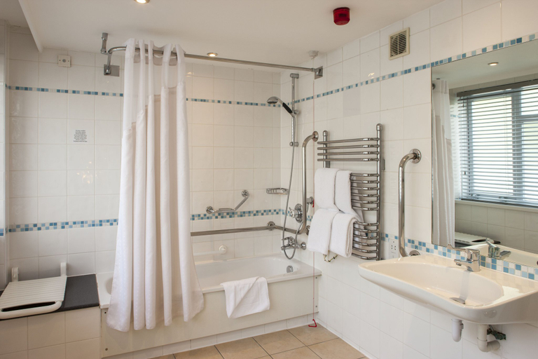 Bathroom 5, Holiday Inn YORK by IHG, York