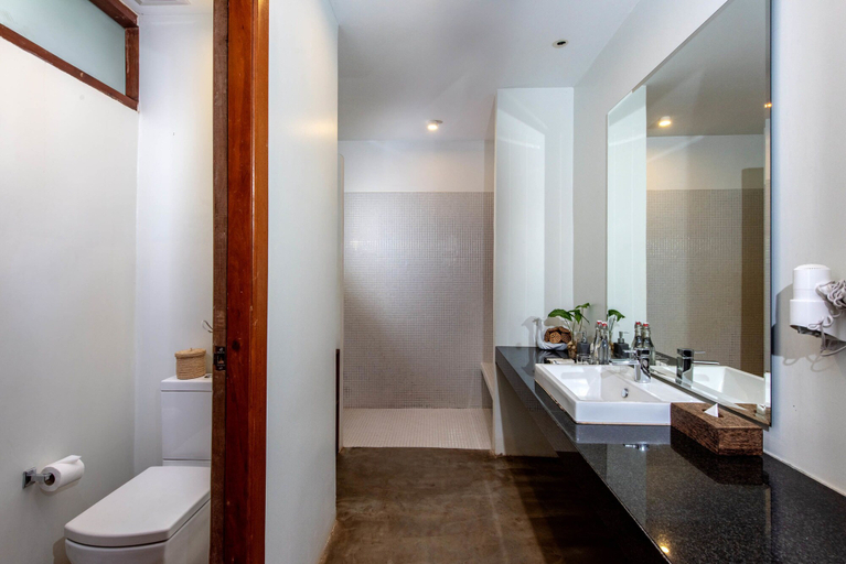 Bathroom 5, Popular Residence Hotel, Siem Reap