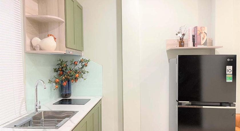 Kitchen 2, HongHome Nguyen Cu Trinh, Quận 1