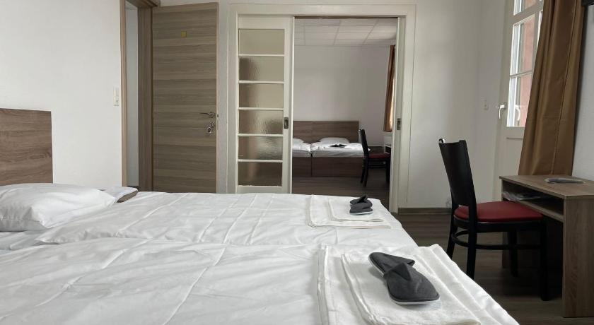 Bedroom 3, Hotel da Luca, Wangen