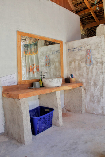 Others 5, Homestay Mamamia Oeseli Beach, Rote Ndao