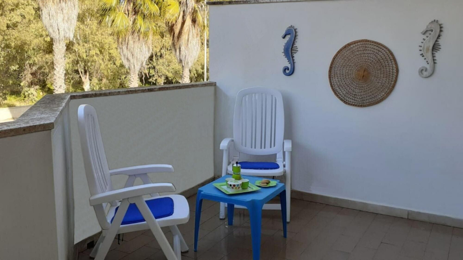 Others 4, Le Barchette 8 - Primo Piano, Lecce