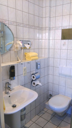 Bathroom 5, Hotel Villa Meeresgruss, Vorpommern-Rügen