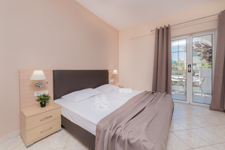 Bedroom 4, Yakinthos Hotel, Ionian Islands