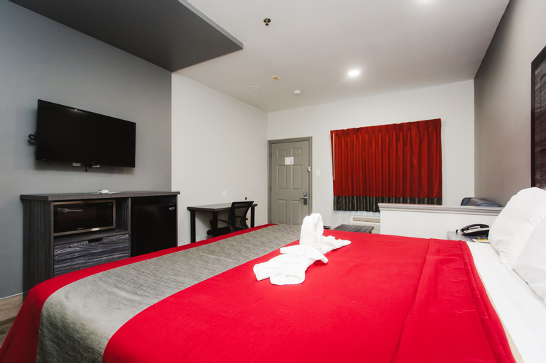 Bedroom 9