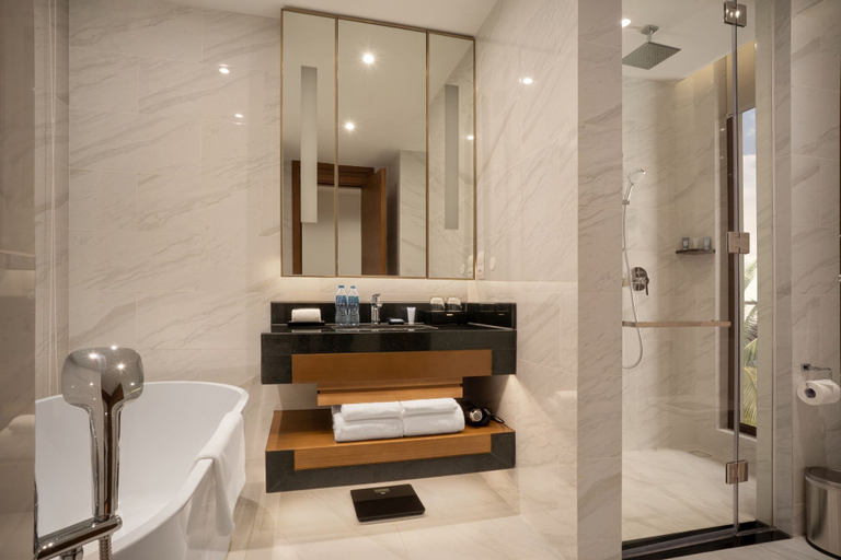 Bathroom 5, Oakwood Ha Long, Hạ Long