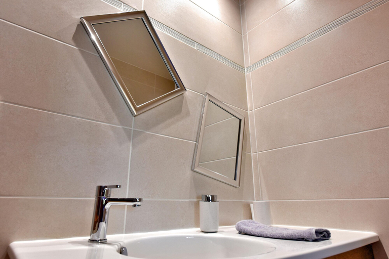 Bathroom 5, Domaine d'Arcalis, Charente-Maritime