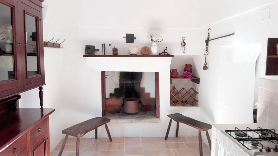 Living area 4, Trullo Giampiero, Brindisi