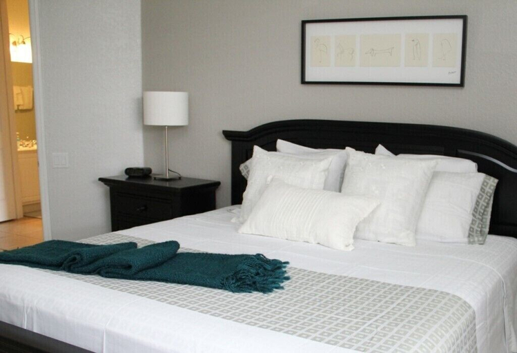 Bedroom 2, Vista Cay Gem 3 Bedroom Condo by RedAwning, Orange