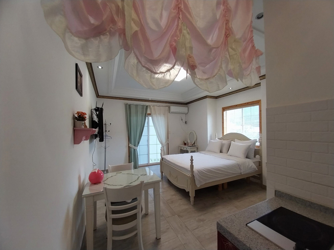 Bedroom 3, Another World Pension, Gyeongju