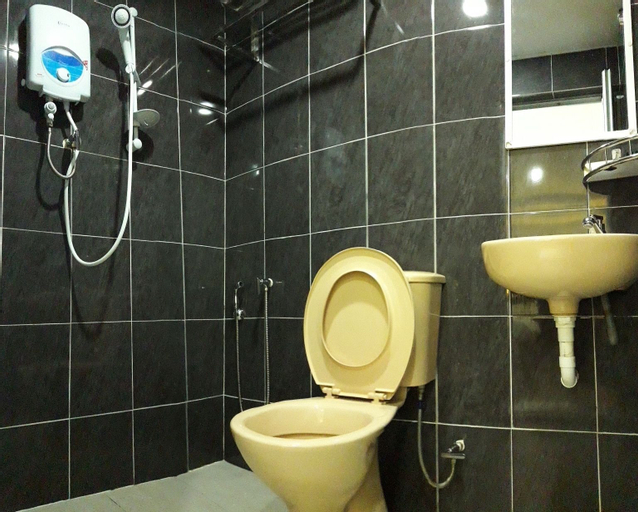 Bathroom 3
