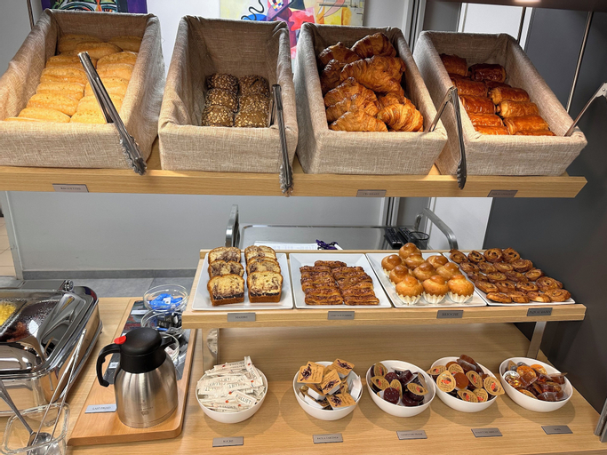 Food & Drinks 8