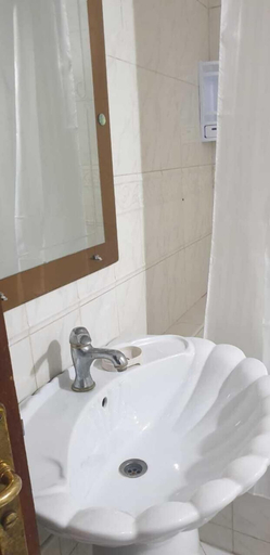 Bathroom, Appartement Chefchaouni, Fès