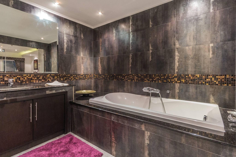 Bathroom 4, Dasiri Beach Apartment Wongamat, Bang Lamung