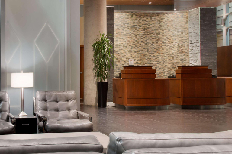 Public Area 3, Embassy Suites Montréal by Hilton, Montréal