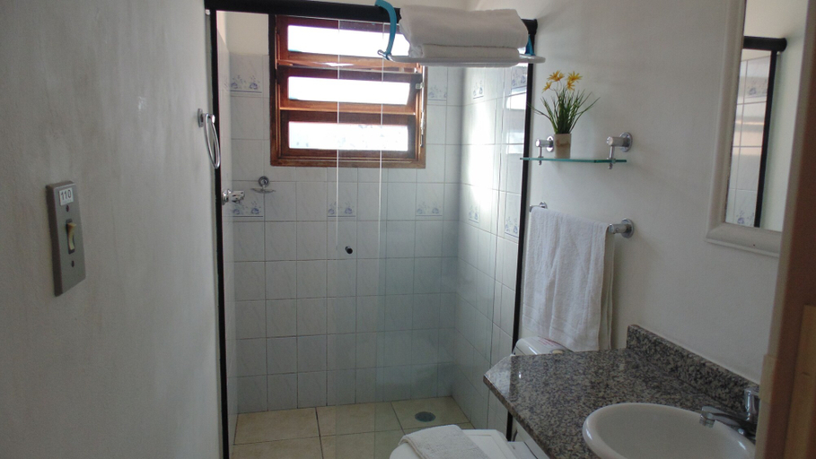 Bathroom 5, Pousada Irmaos do Mar, São Sebastião