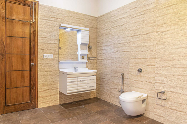 Bathroom 3, The Root villa Kasauli, Solan