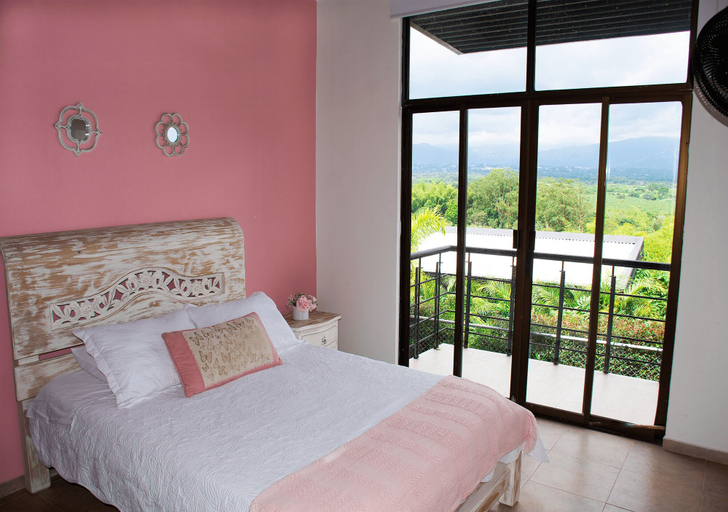 Bedroom 4, Panorama Pueblo Tapao, Montenegro