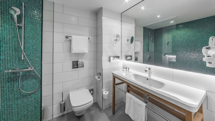 Bathroom 5