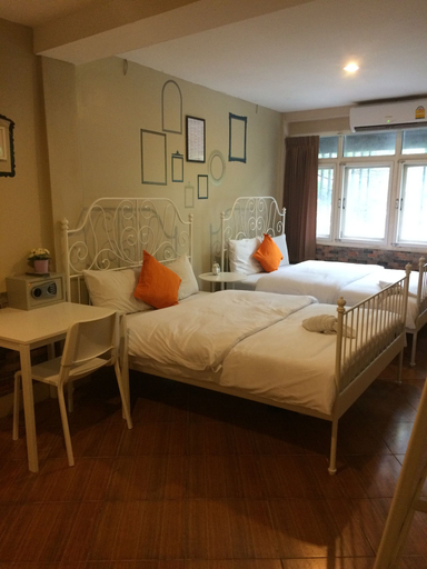 Bedroom 2, VX The Fifty - Hostel, Khlong Toey