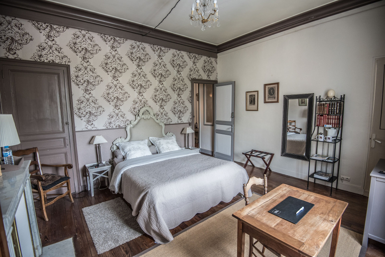 Bedroom 4, Les Tuileries de Chanteloup, Dordogne