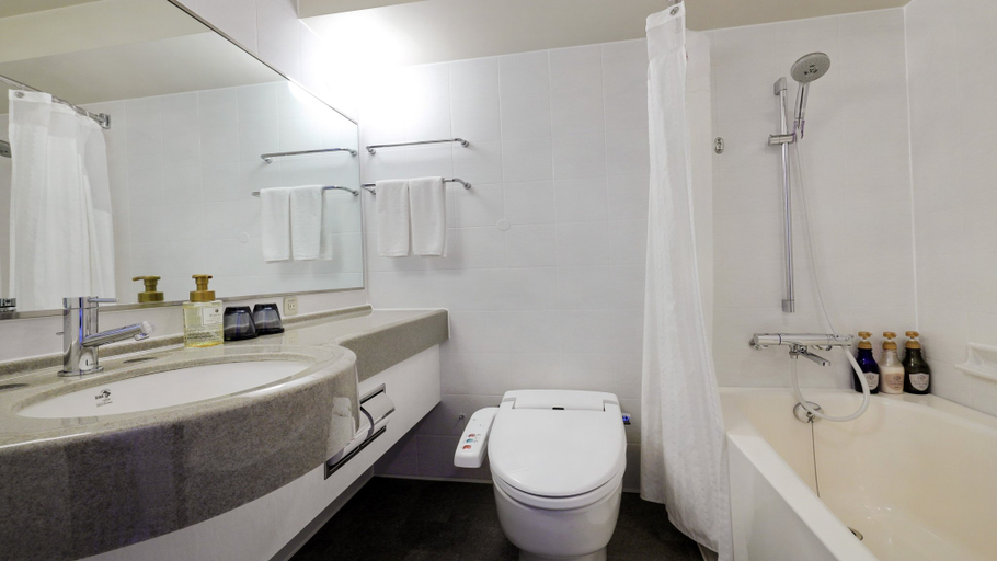 Bathroom 5, ANA Holiday Inn SENDAI by IHG, Sendai