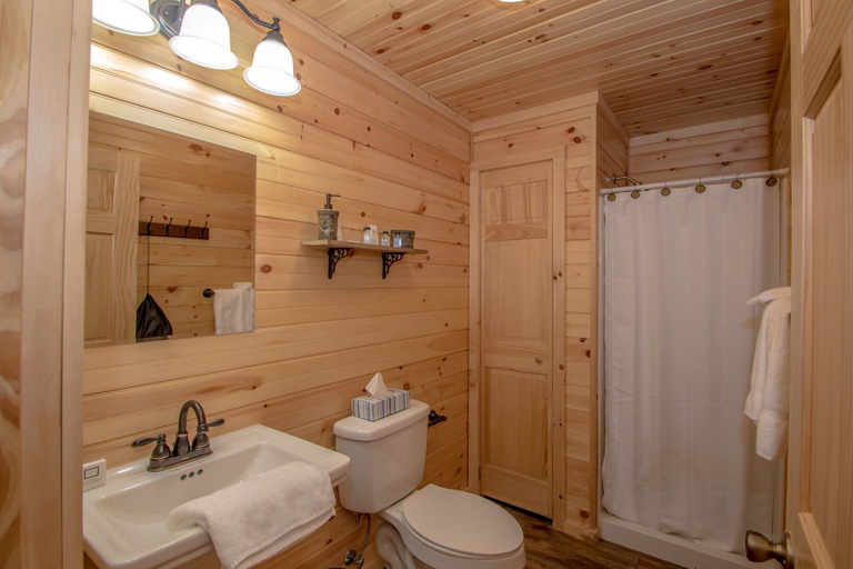 Bathroom 4, Presidential Mountain Resort, Grafton