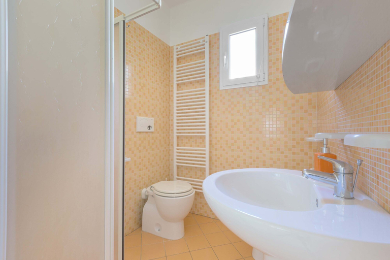 Bathroom, 3170 Villa Selenia by Barbarhouse, Lecce