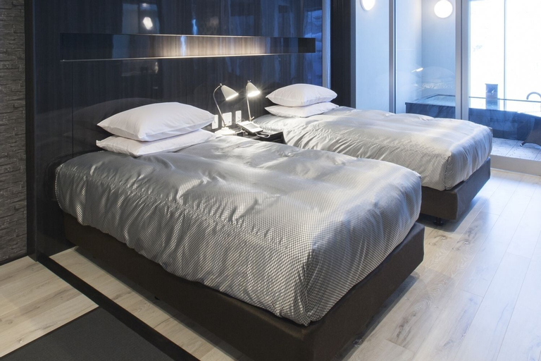 Bedroom 13