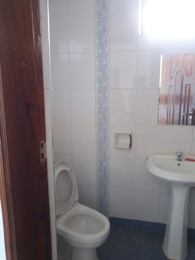 Bathroom 4, Pazuri Kitale Highway View, Saboti