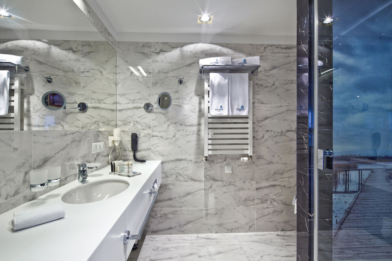 Bathroom 4, Hotel Mikołajki Leisure & SPA - Destigo Hotels, Mrągowo