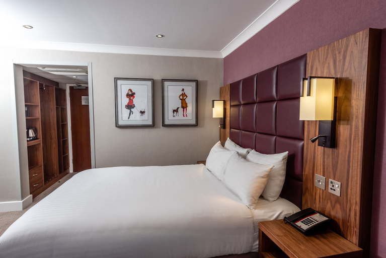 Bedroom 4, Holiday Inn DOVER by IHG, Kent