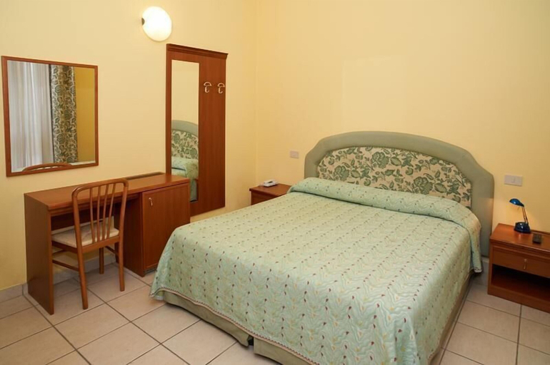 Bedroom 3, Hotel Cavallotti & Giotto, Pistoia