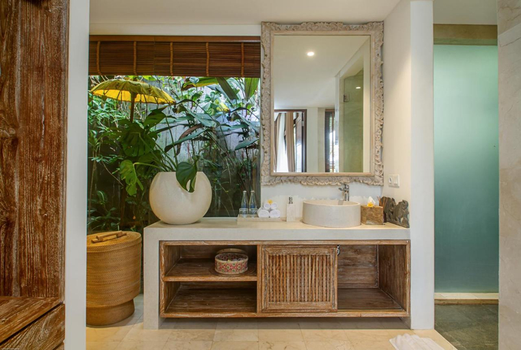 Bathroom 5, Villa Lembah Damai, Gianyar