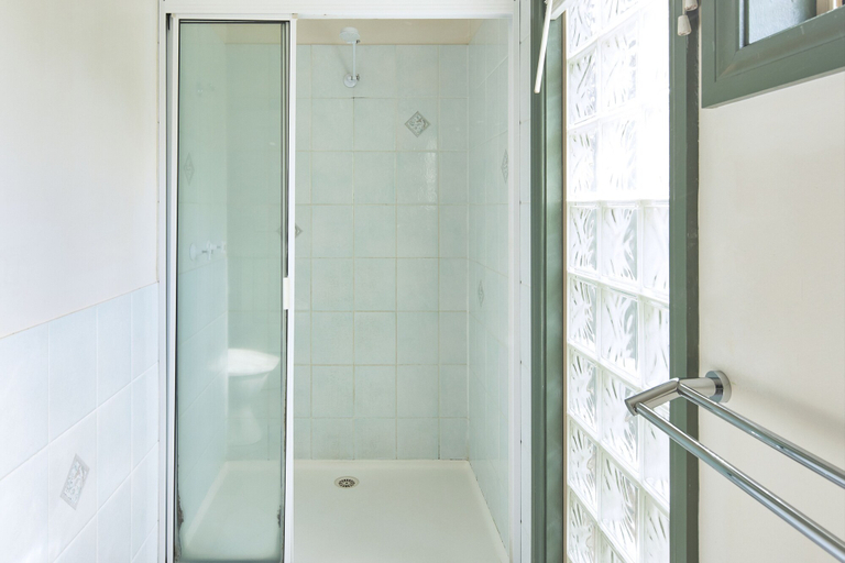 Bathroom 5, NRMA Bathurst Panorama Holiday Park, Bathurst Regional - Pt A