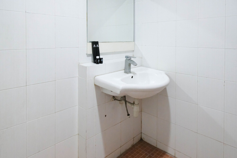 Others 4, Cozy And Homey Studio Apartment At High Point Serviced, Surabaya