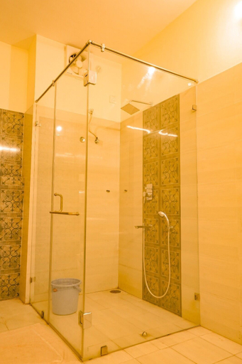 Bathroom 4, Royal Ocean Resort, Jaipur