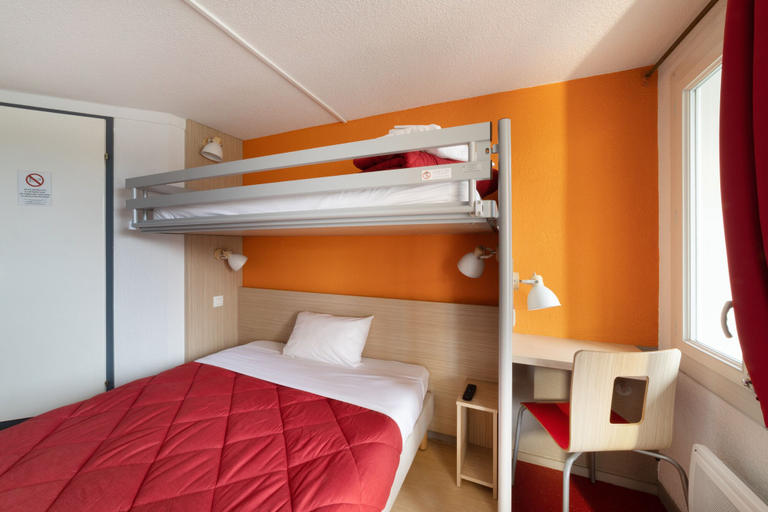 Bedroom 4, Kyriad ECO - Avignon Sud Parc des Expositions, Vaucluse