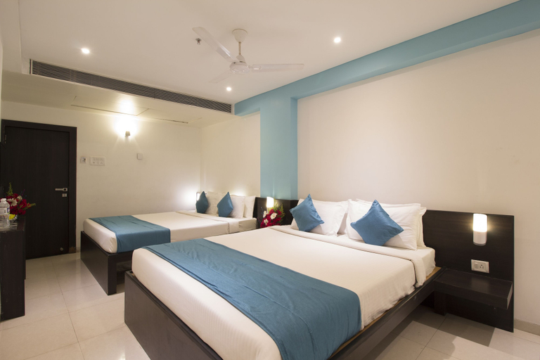 Bedroom 3, Hotel City Point, Ahmadnagar